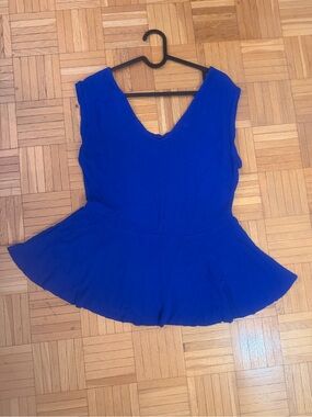 💙 Zara Collection Blue Peplum Top 🦋
